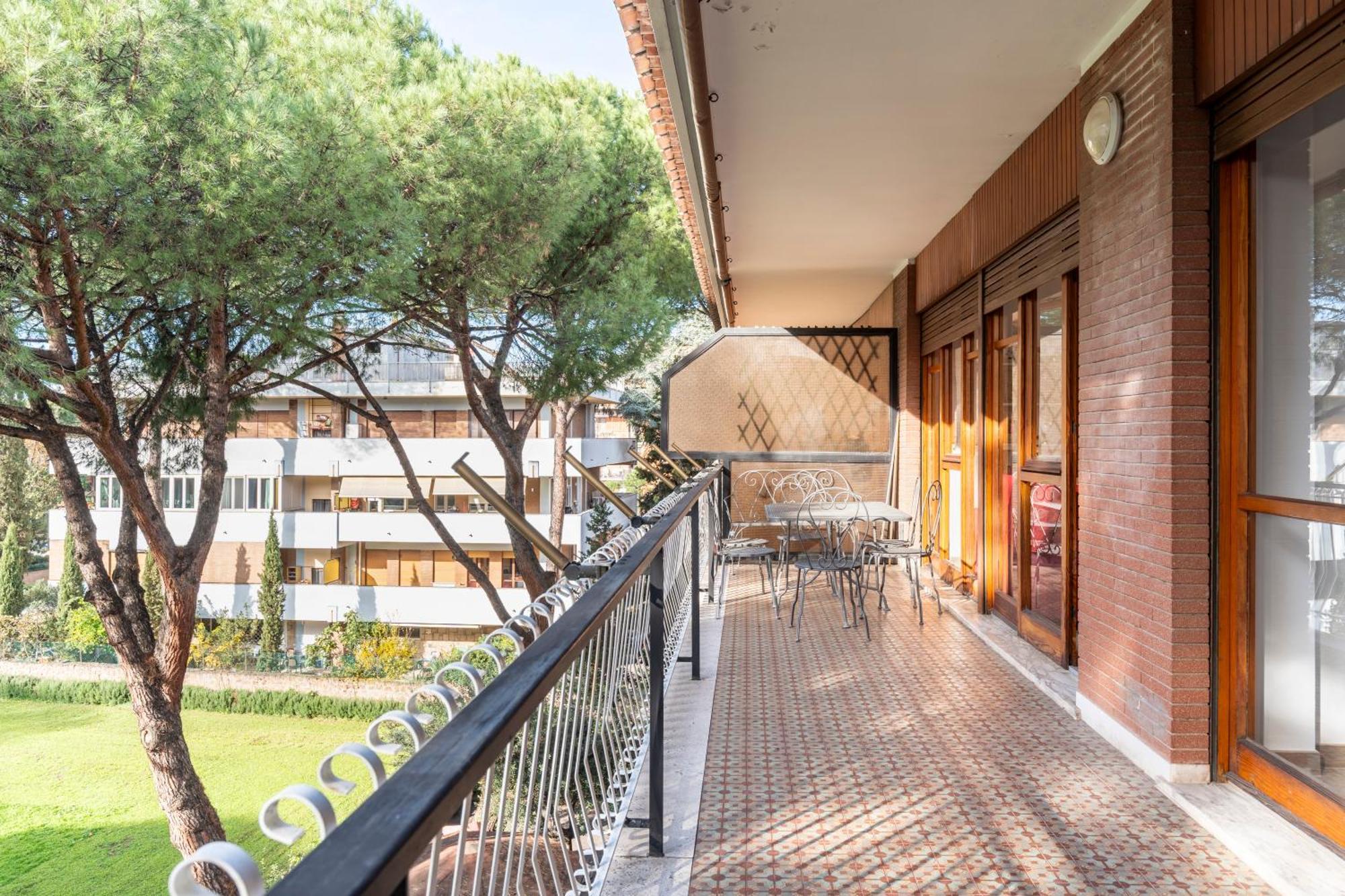 Parco Degli Acquedotti 3bedr Apartment Rome
