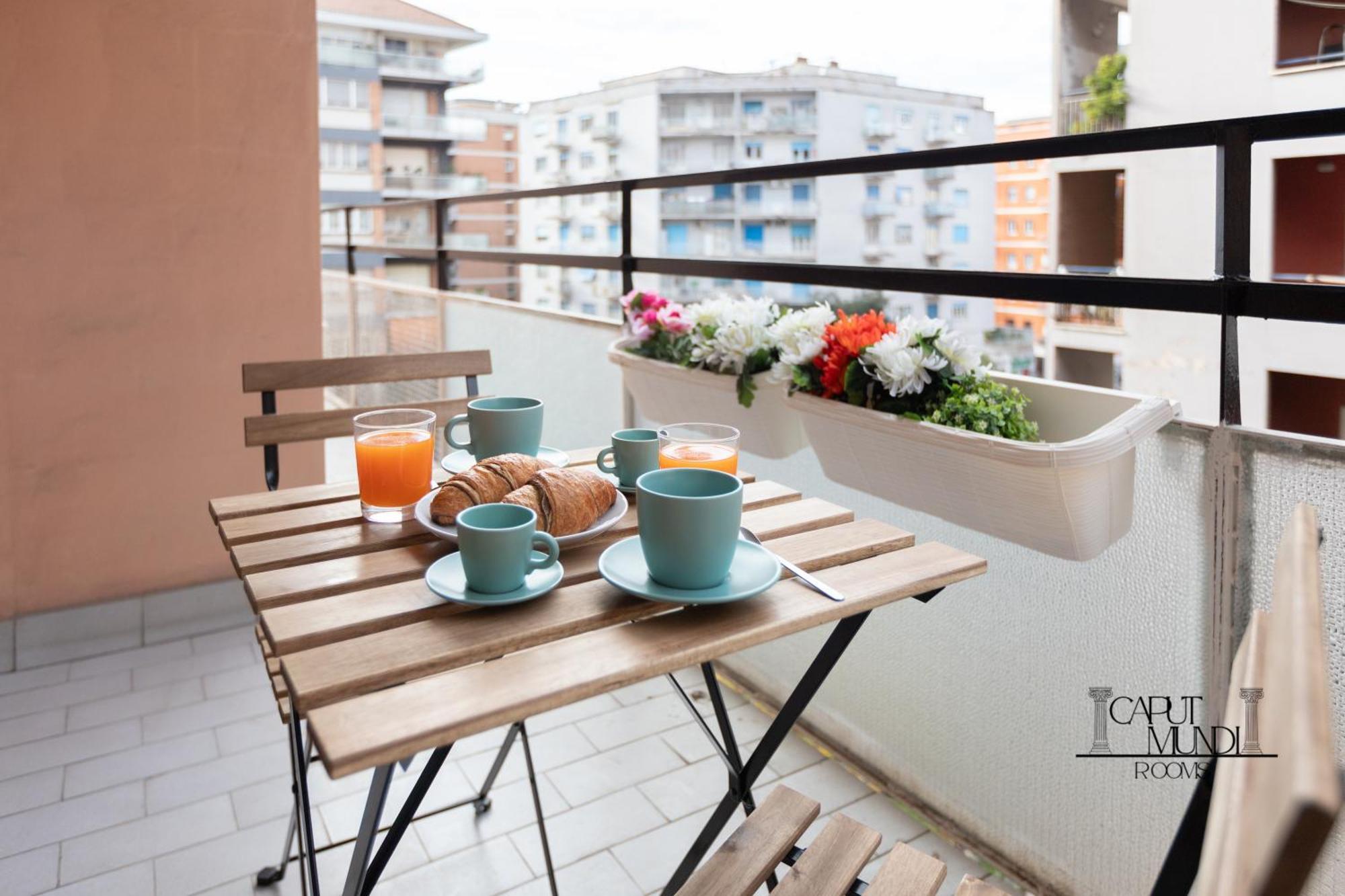 Guest house Caput Mundi - 100mt To Metro A, Terrace, A-c, 15 Min To Center