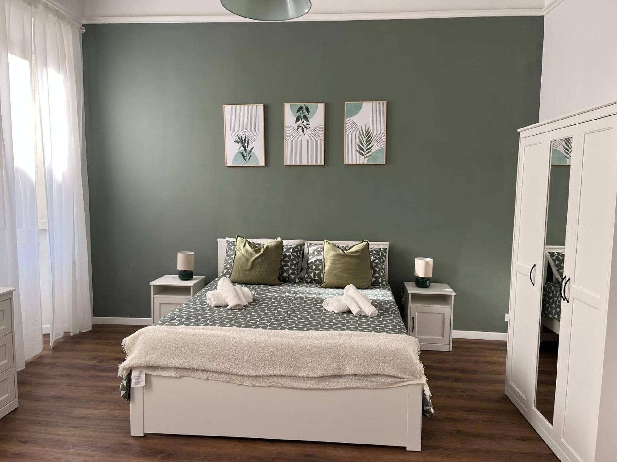 Flower Fields Apartment Rome