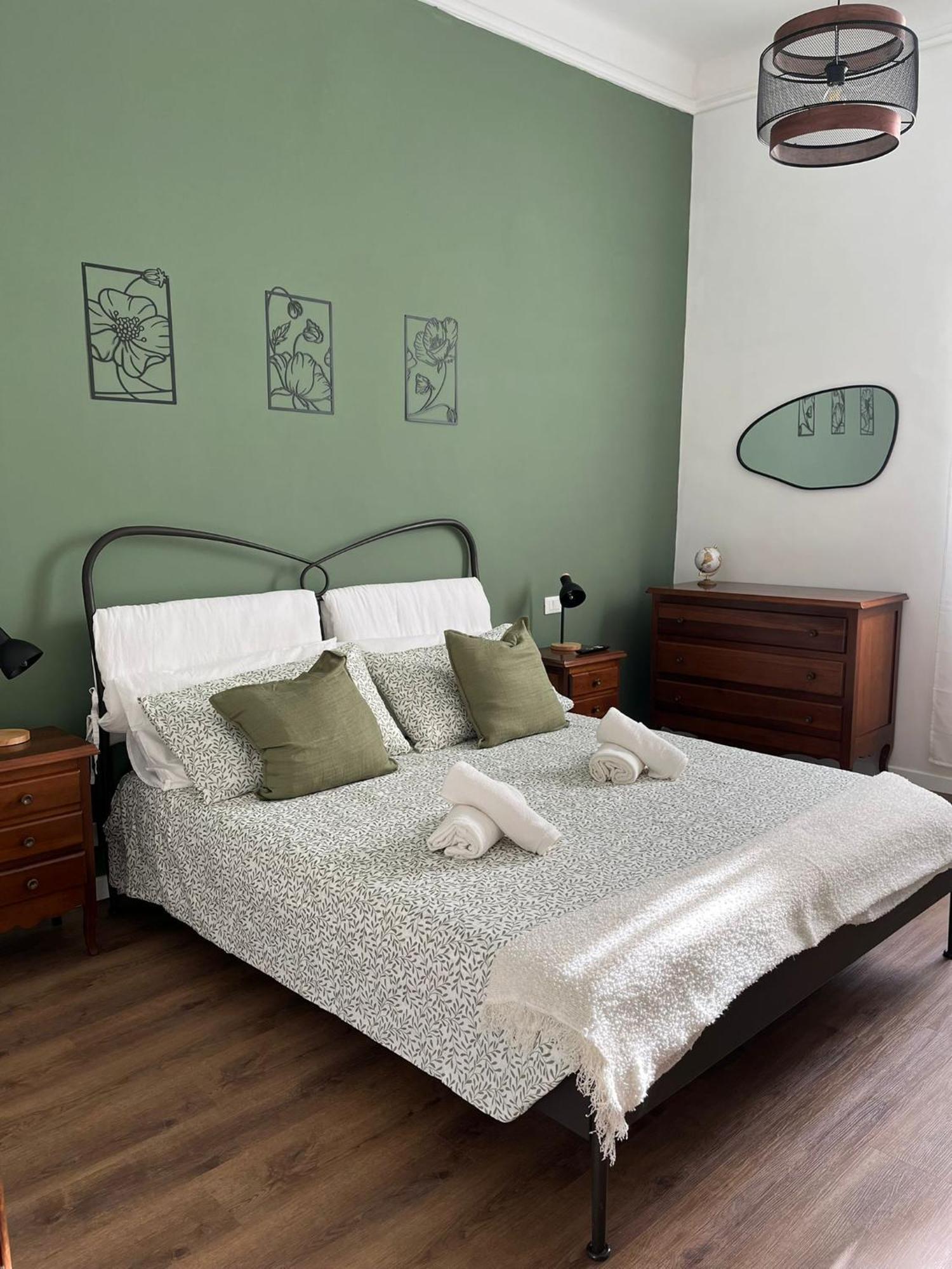 Flower Fields Apartment Rome