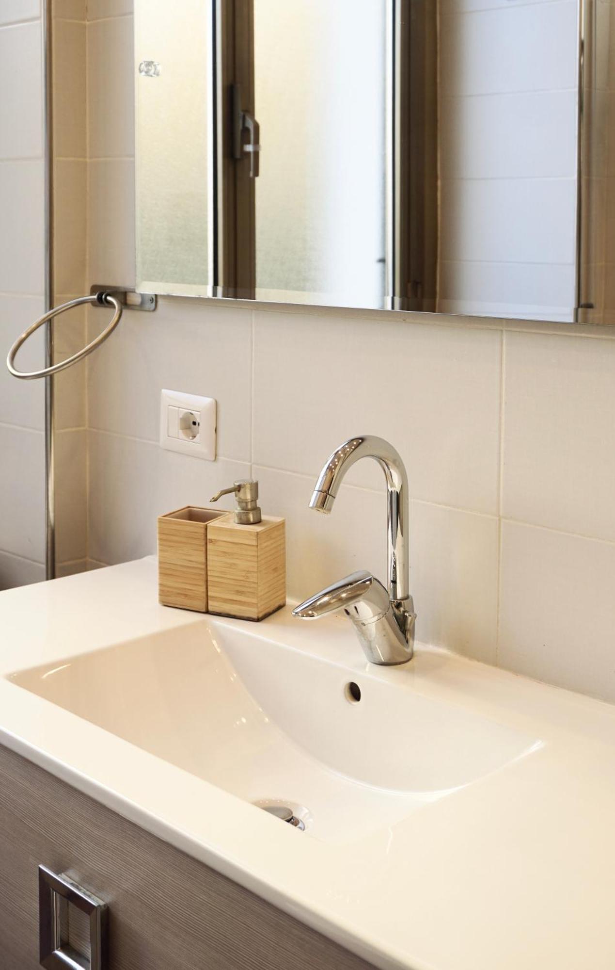 Cozy In The Heart Of Garbatella Appartement *