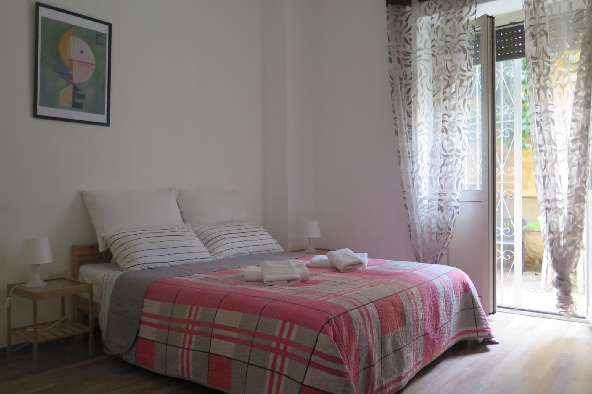 Casavostra 2 * Roma