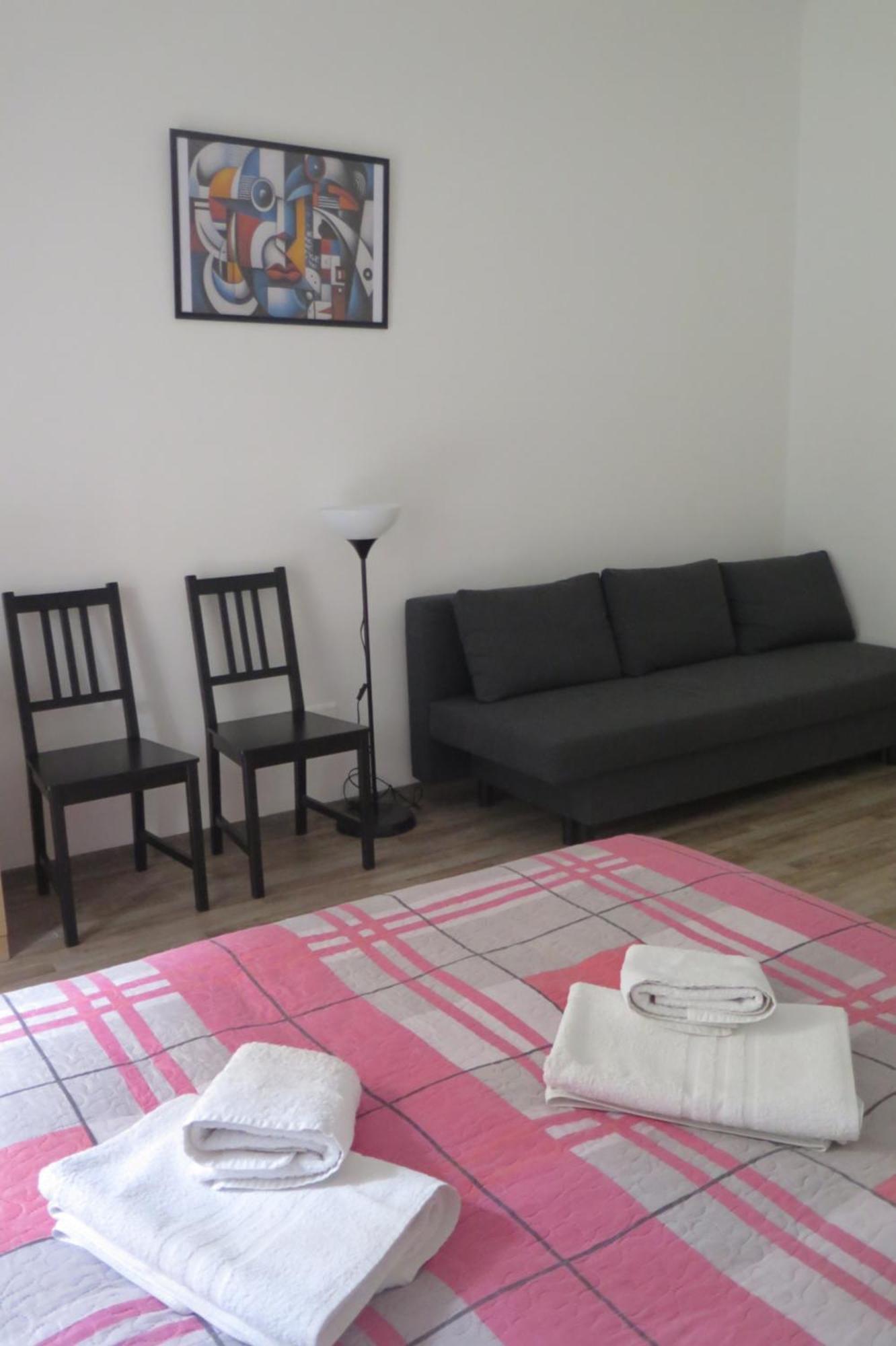 Casavostra 2 * Roma