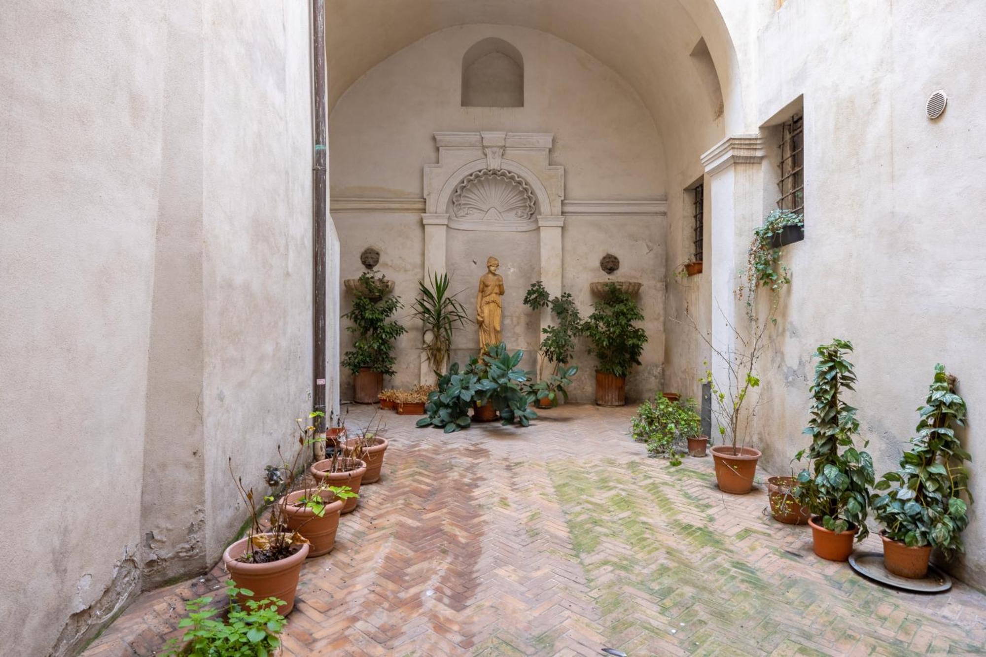 Little House In Trastevere Apartment *
