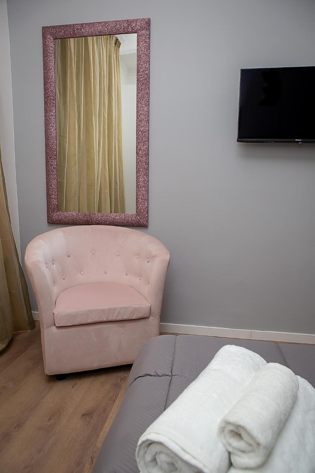 Ostiense 73 Apartment *