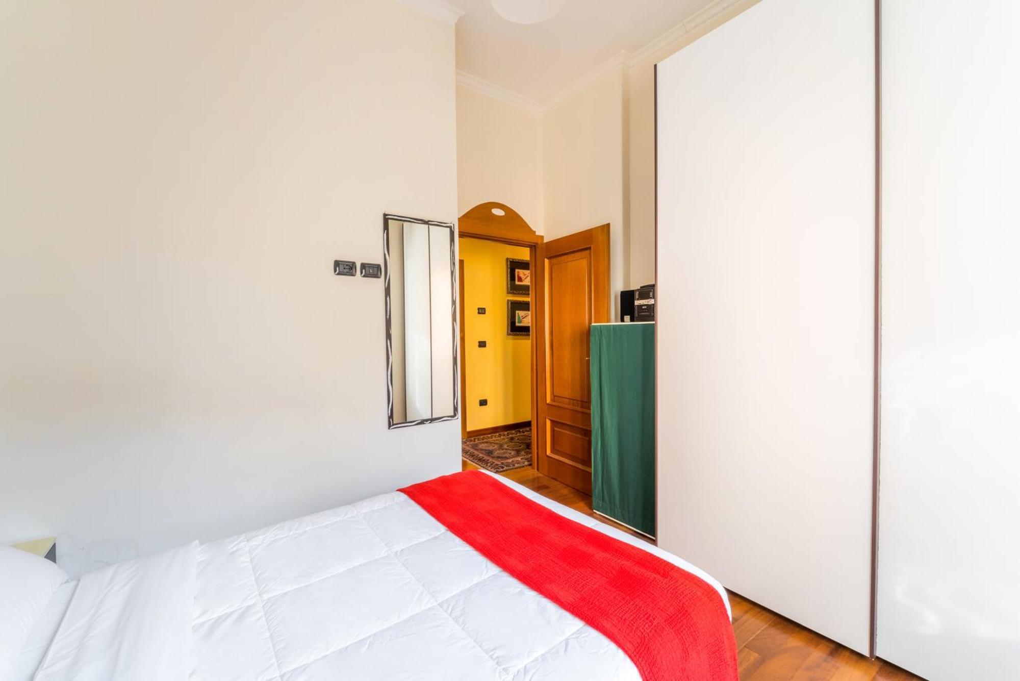 Dimora Esedra, Historical Flat In The Heart Of Appartamento Roma