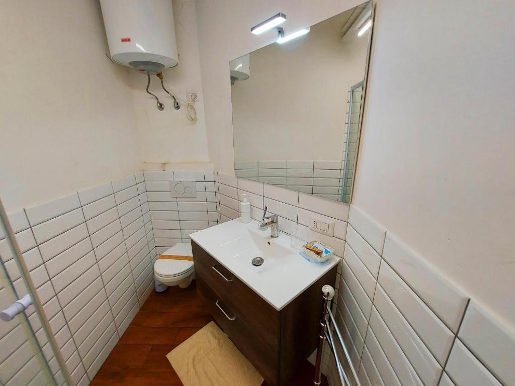 Free Breakfast- Cozy Steps From The Colosseo * Rome