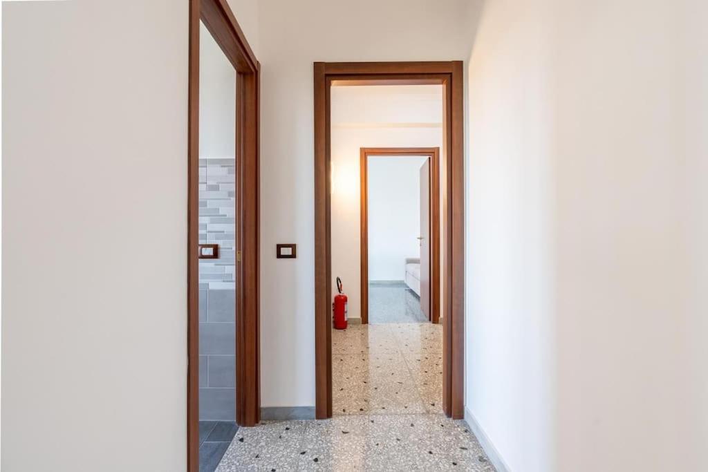 A 100m Dal Tram Gordiani House * Rome