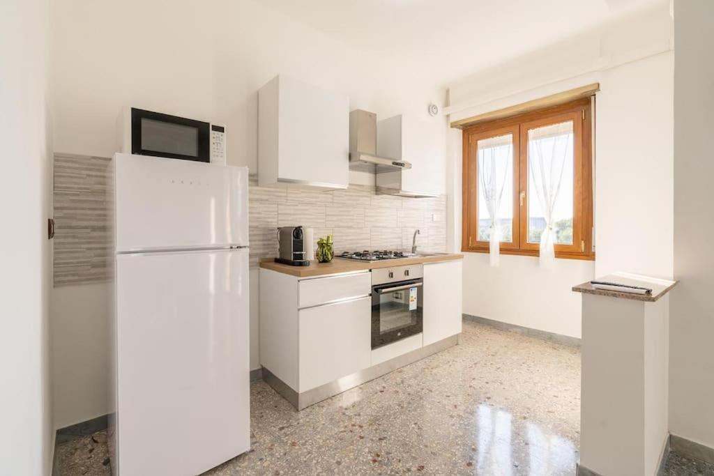 A 100m Dal Tram Gordiani House Rome
