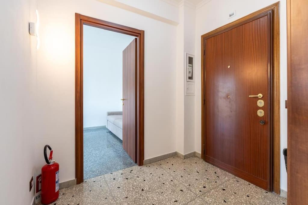 A 100m Dal Tram Gordiani House Rome