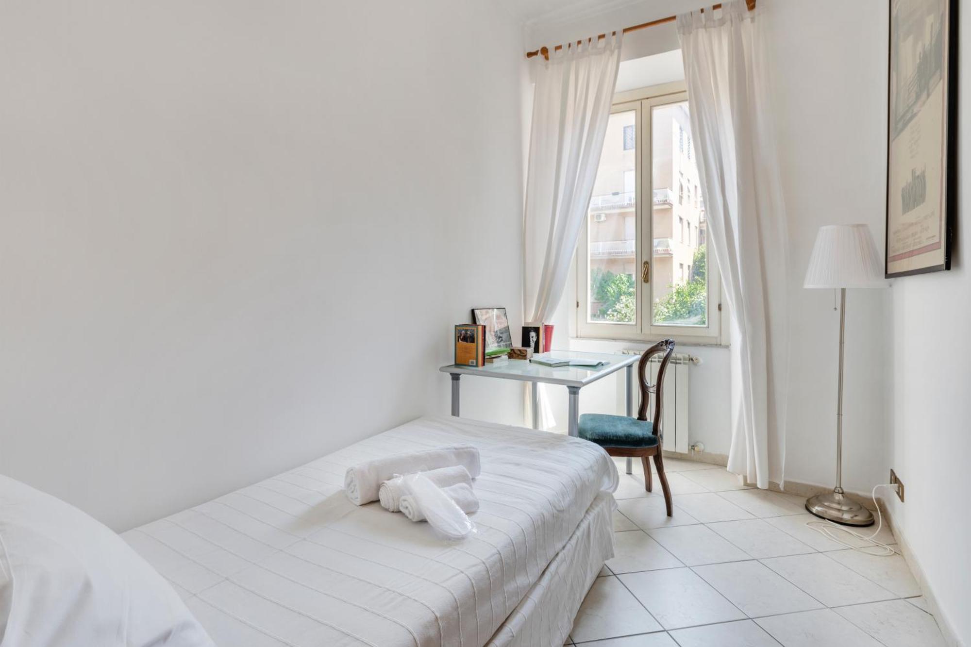 A Casa Di Chiara-comfort Vicino Al Centro Di Apartment *