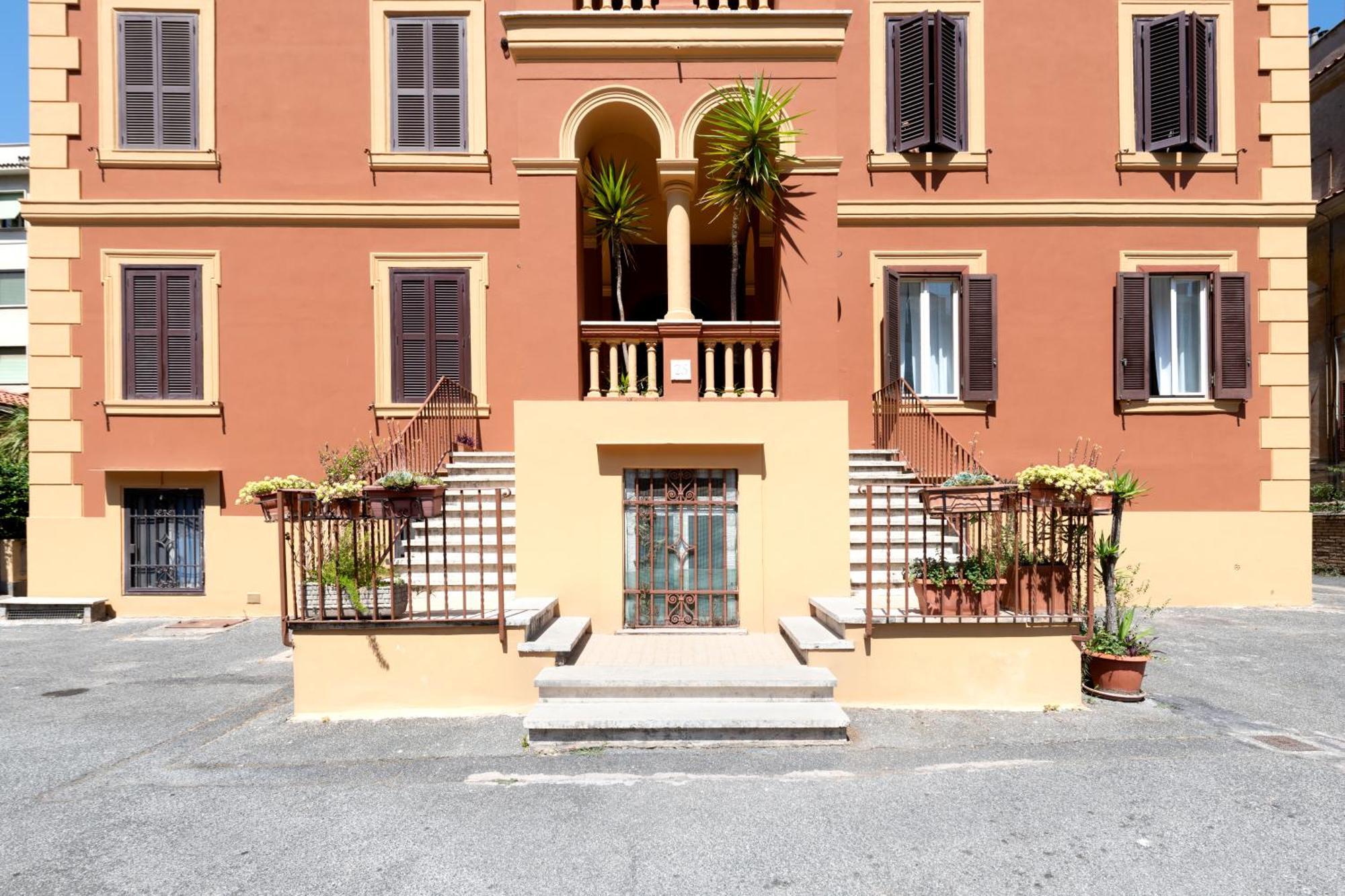 A Casa Di Chiara-comfort Vicino Al Centro Di Apartment Rome