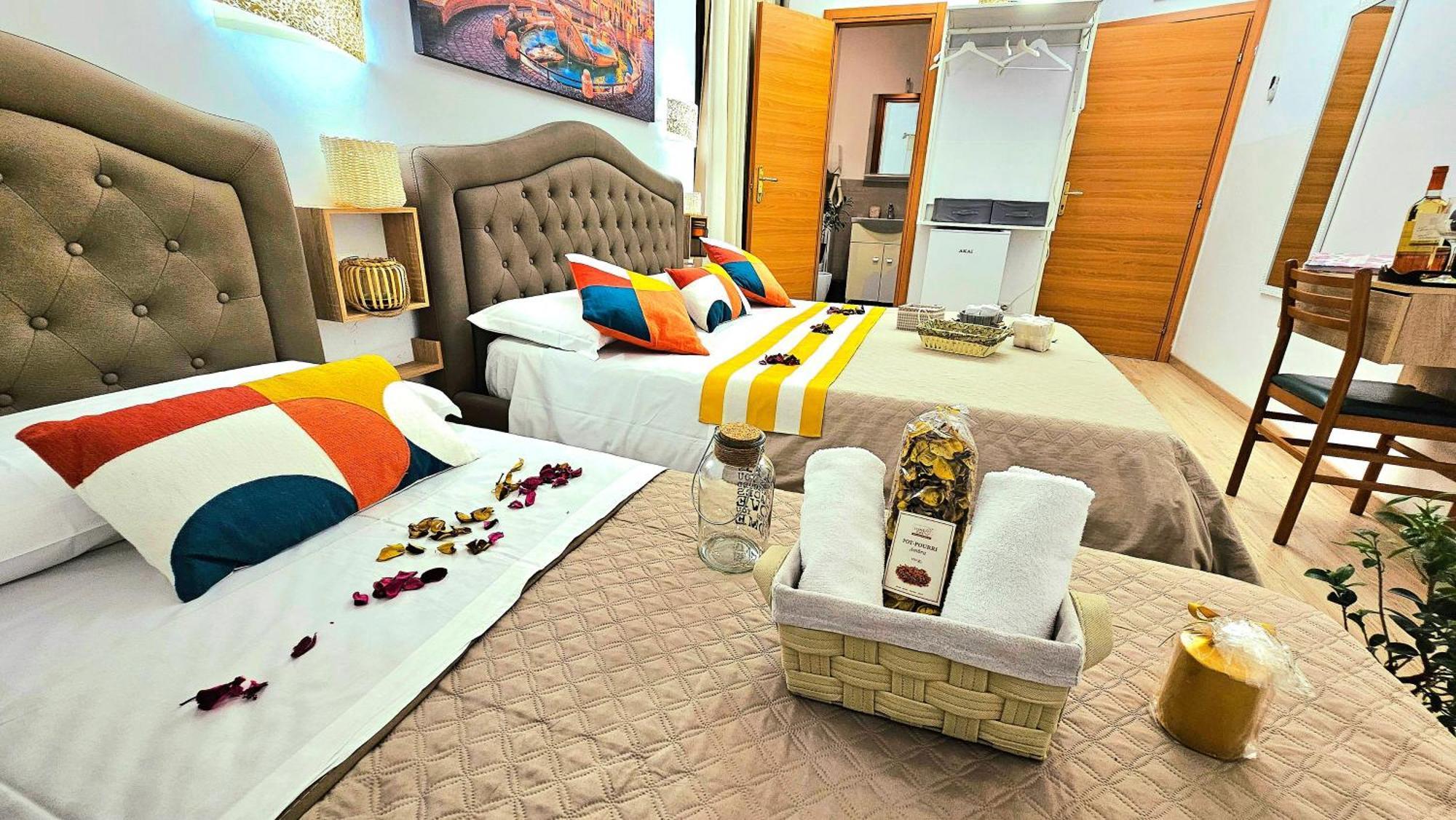 Luxury By A Casa Simpatia - Free Parking Minimum 3 Nights -on Request In Advance Maison d'hôtes Rome
