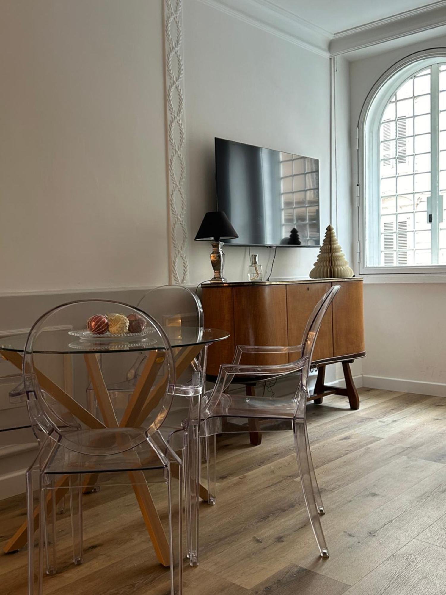 Appartement Crispi 30 Stylish *