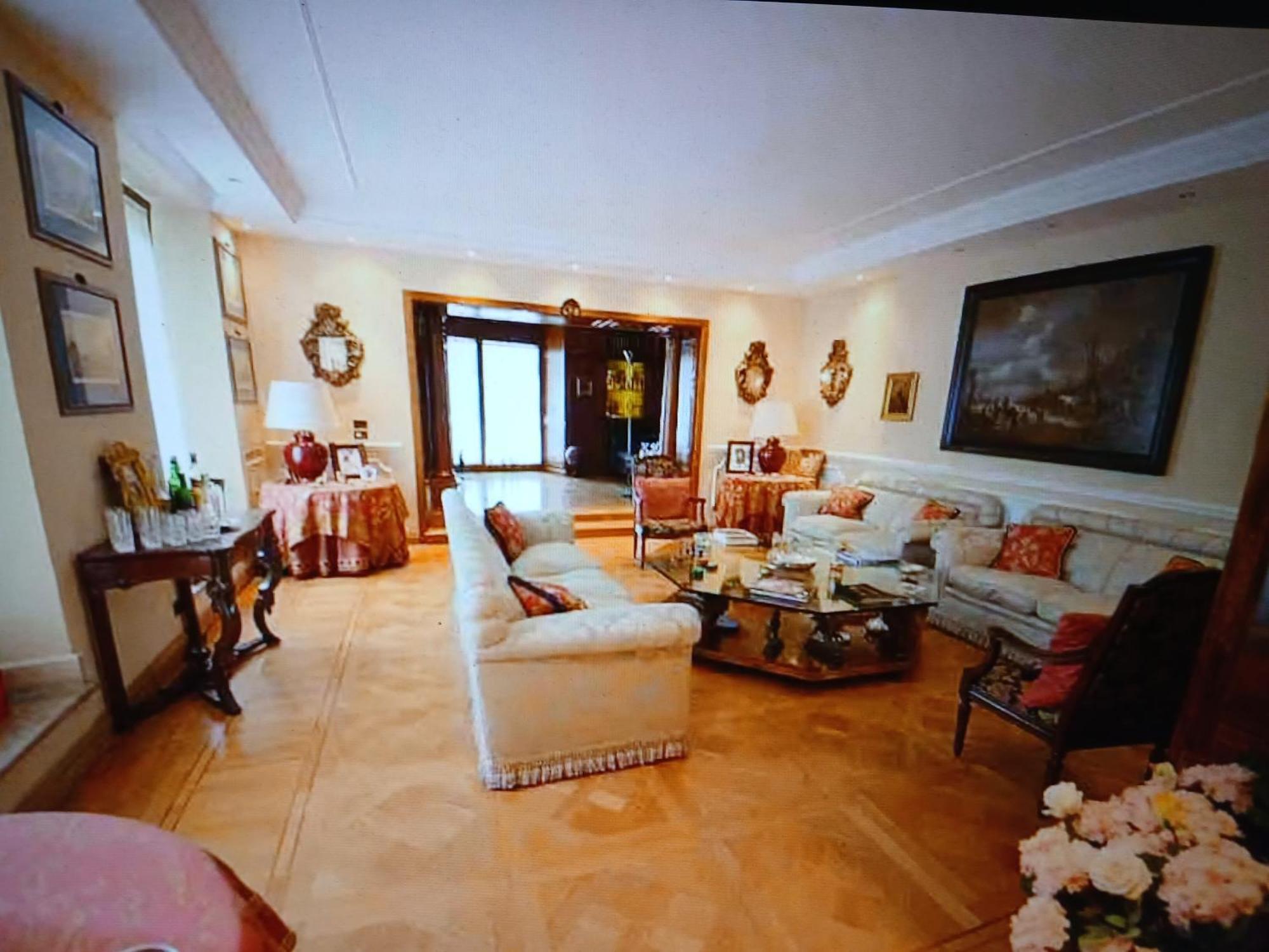 Luxury House With Private Garden Holiday home Rome