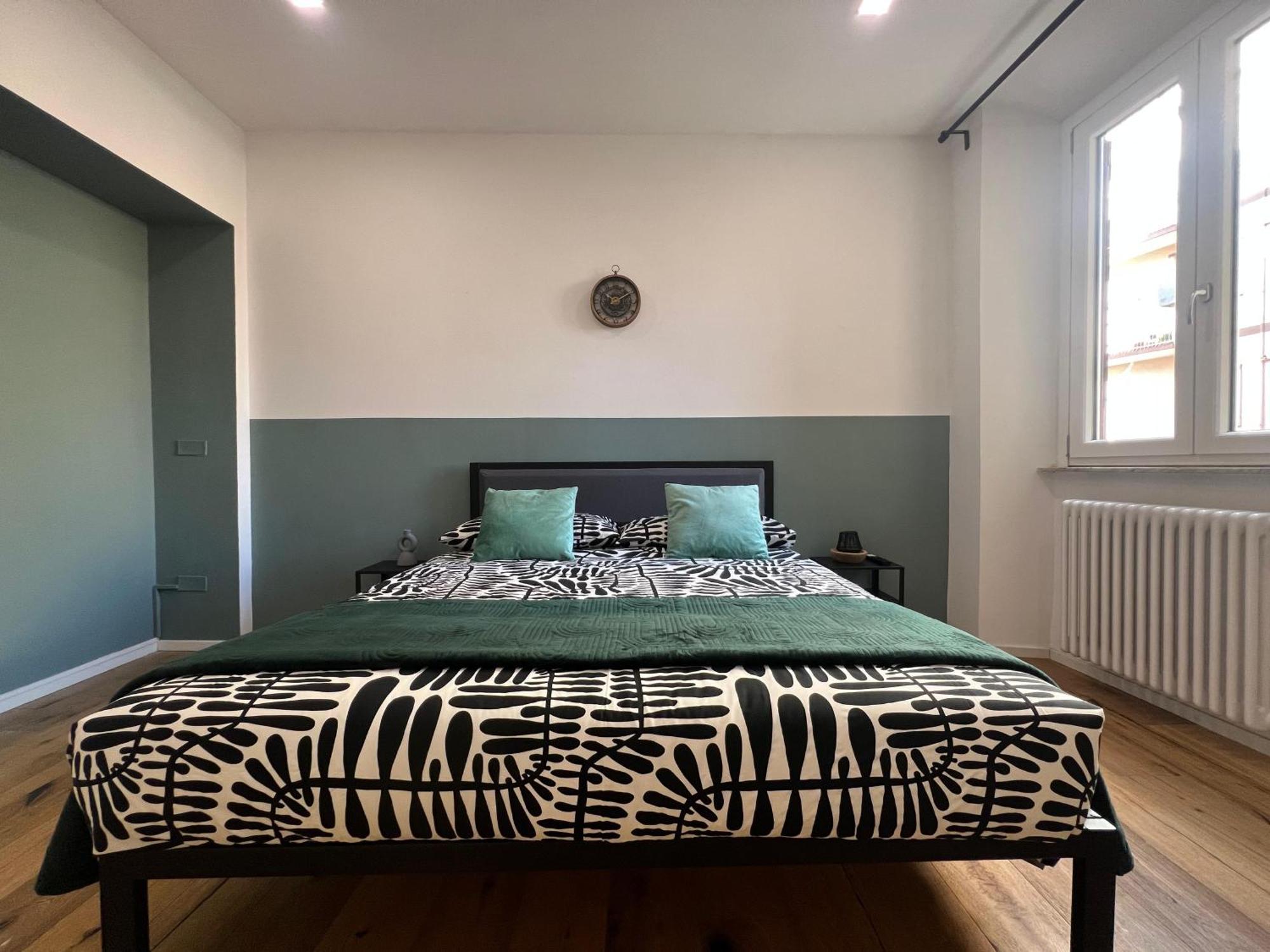 Antares - Boutique Rome