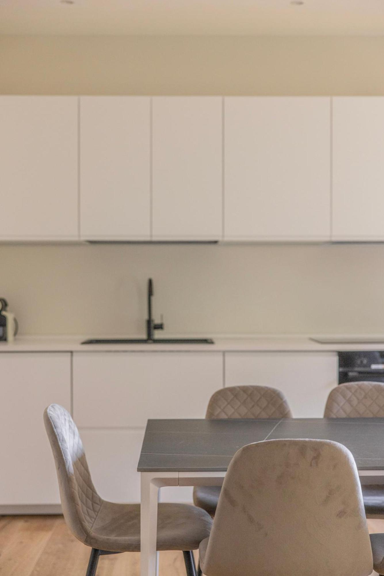 La Dolce - Trastevere Station Apartment Rome