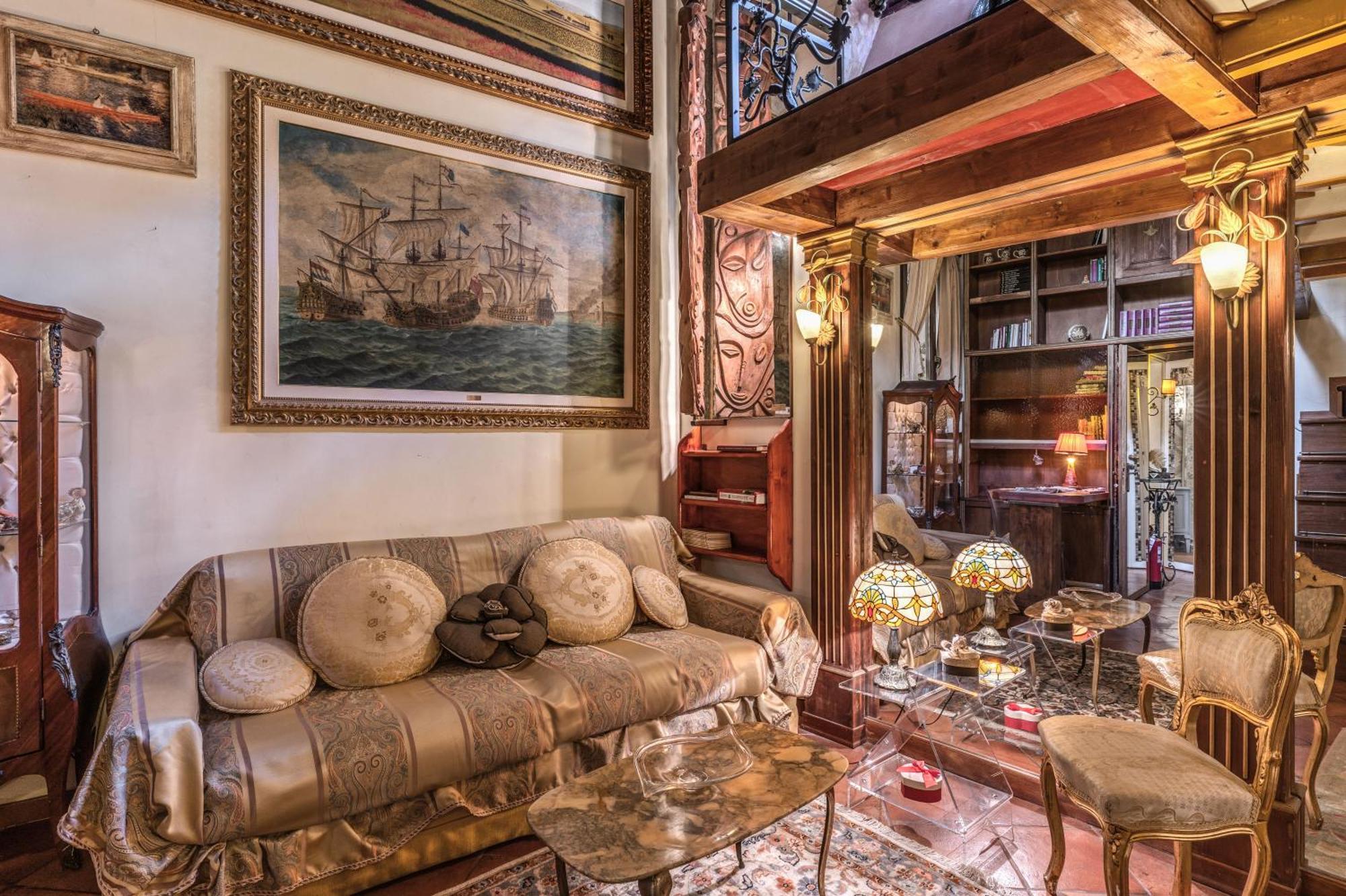 Downtown Eleanor Luxury Roma