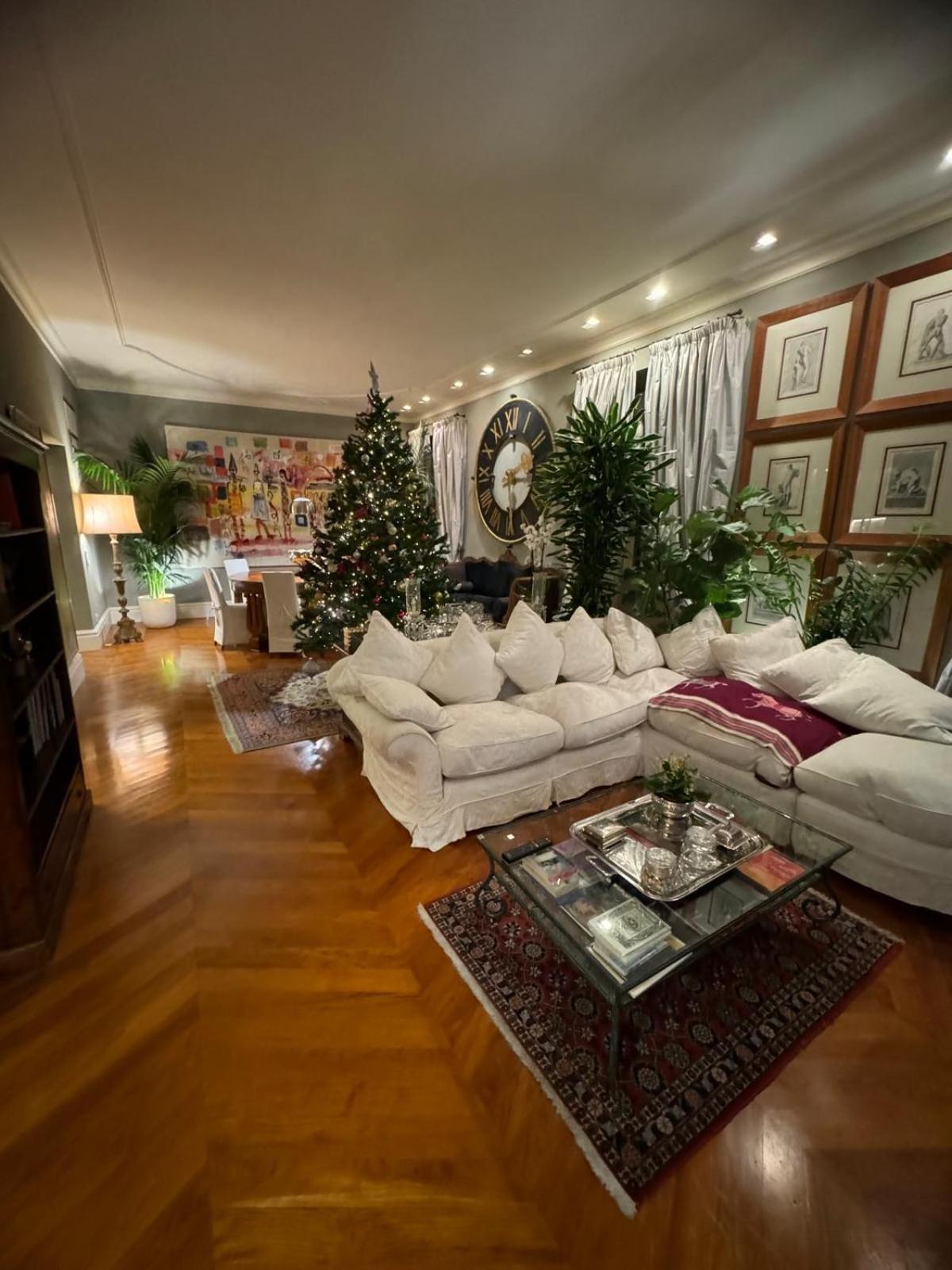 Apartment Mega Gold Rome