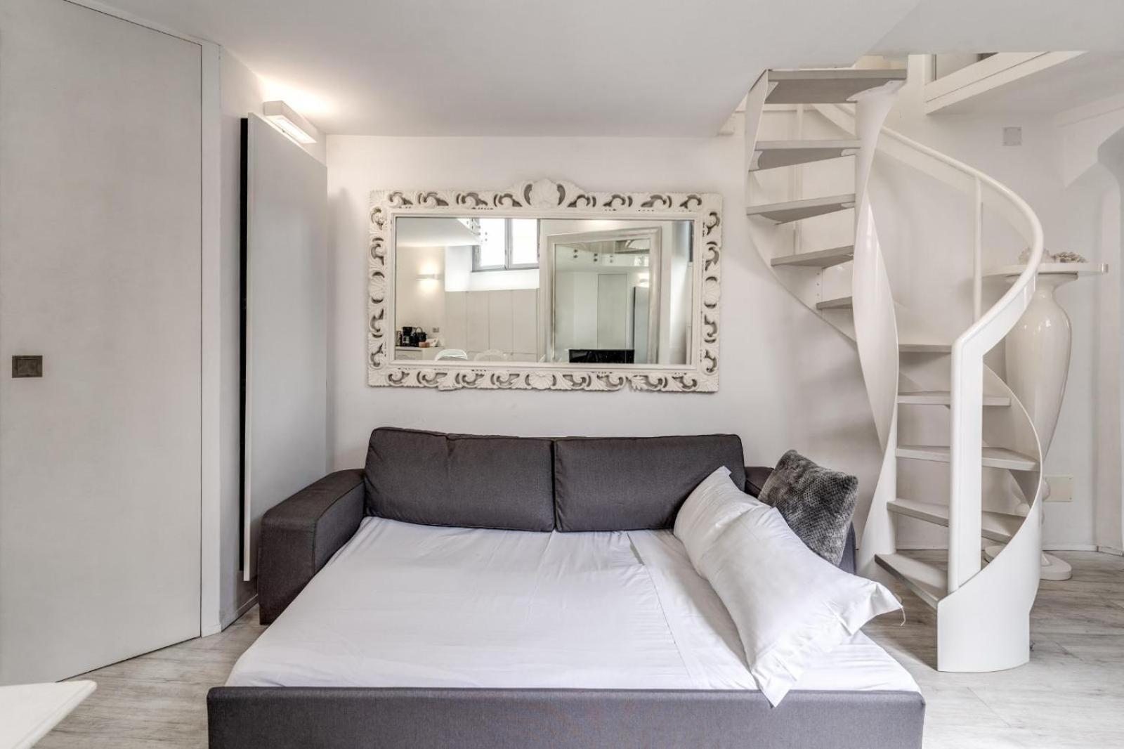 Elegant Flat In The Historic Near Colosseum! Apartment *