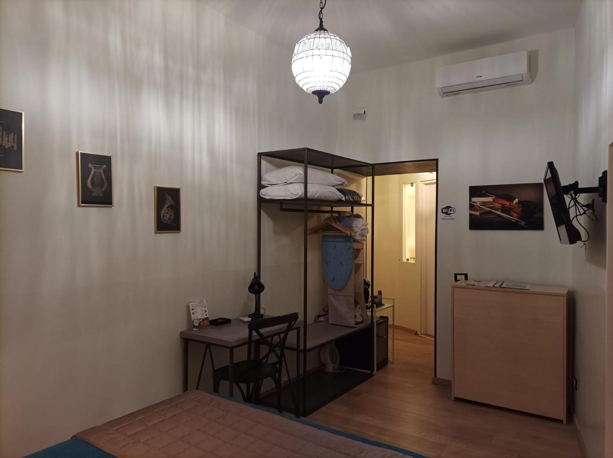 St Peter Boutique Music Guest house Rome