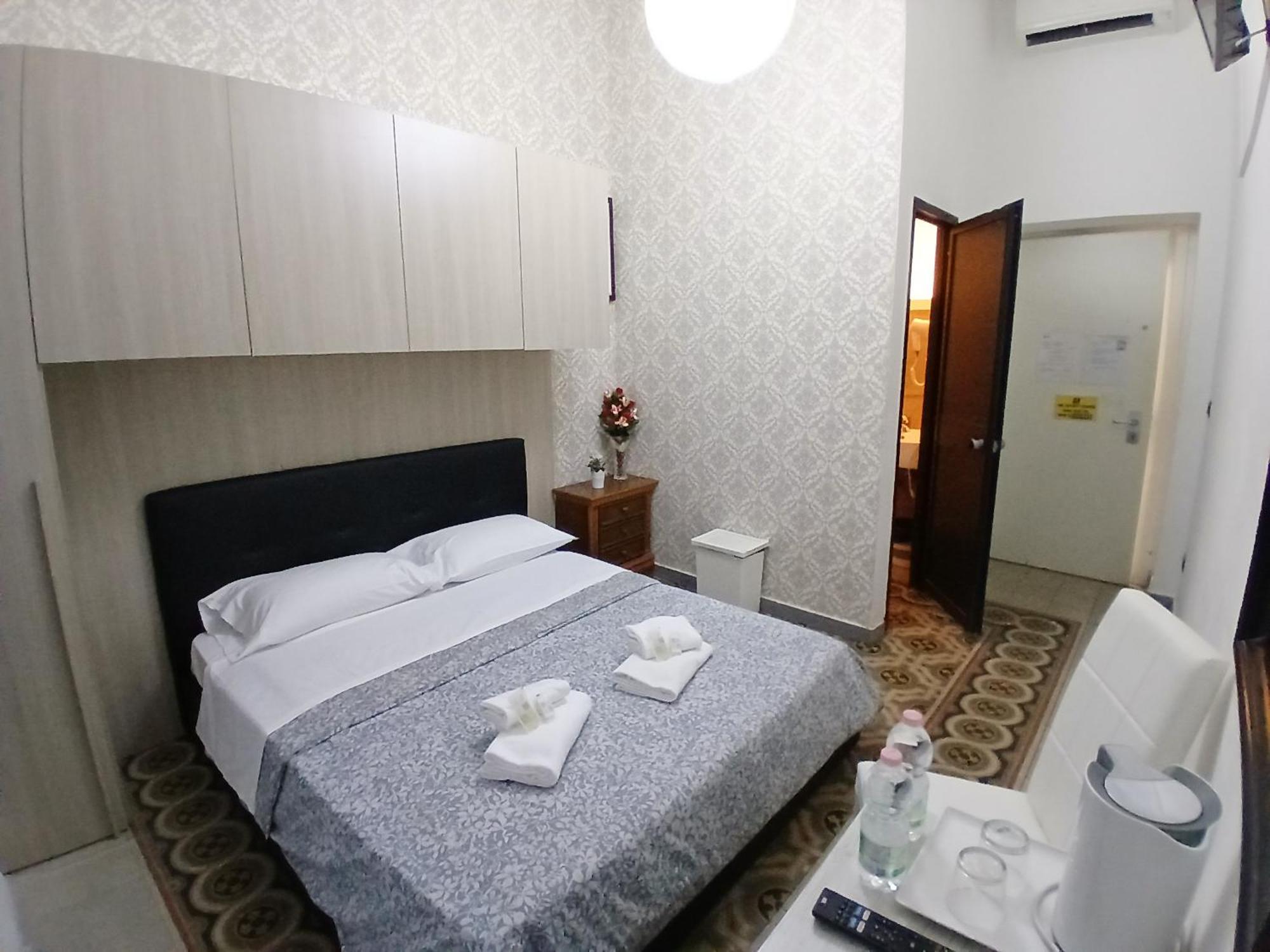 Anas Prime Place * Rome