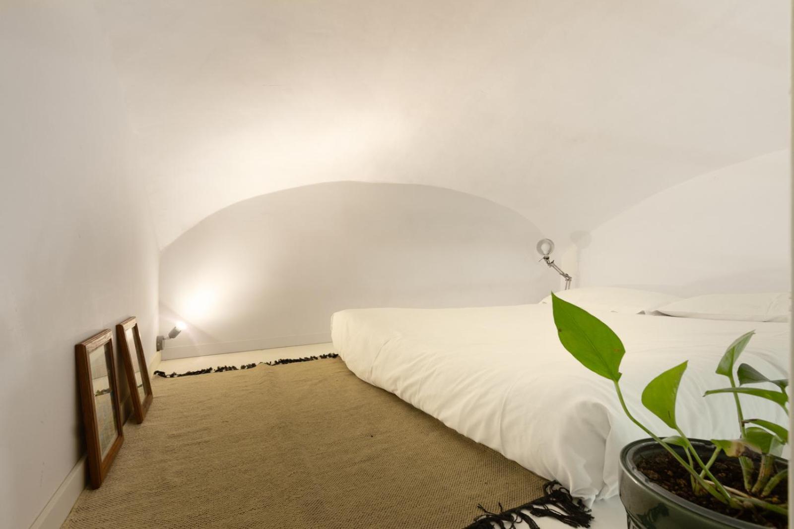 Cozy Saint John Rome