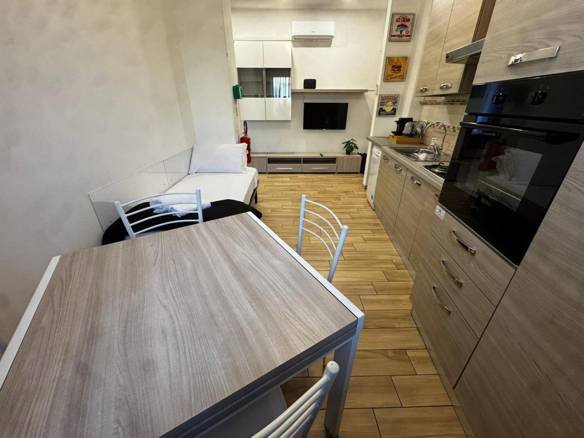 Appartement Luciano Colosseo *