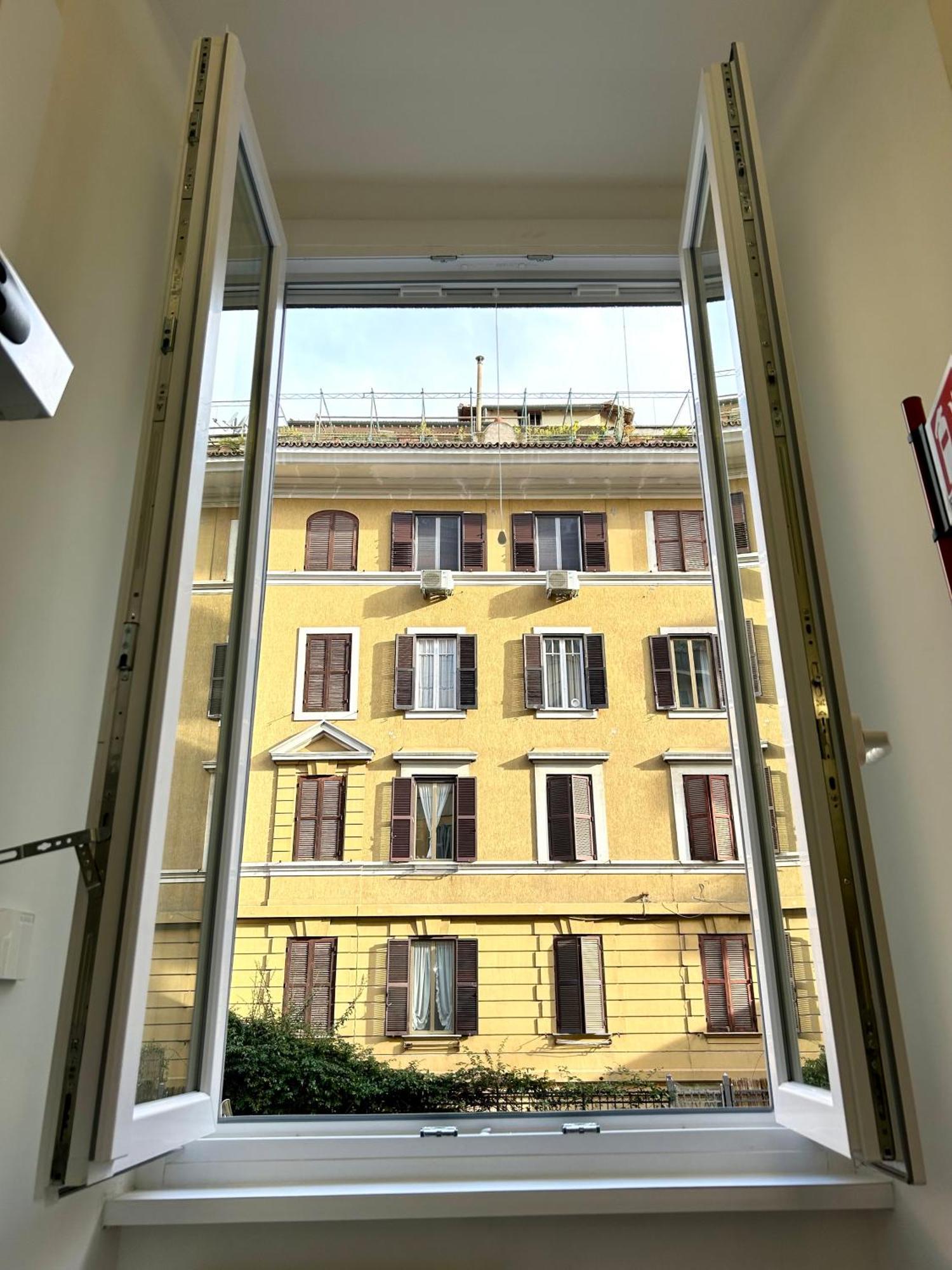 Vacanze Romane At Furio Camillo Appartement