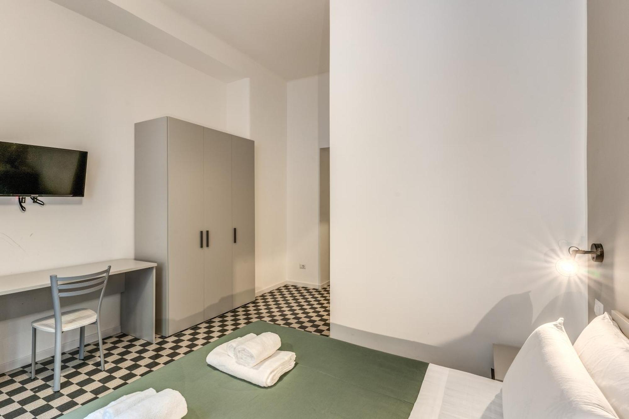 Dacia 23 Guest house