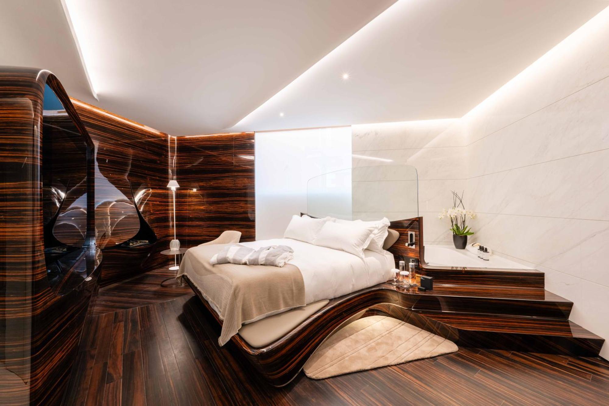 Hotel Romeo