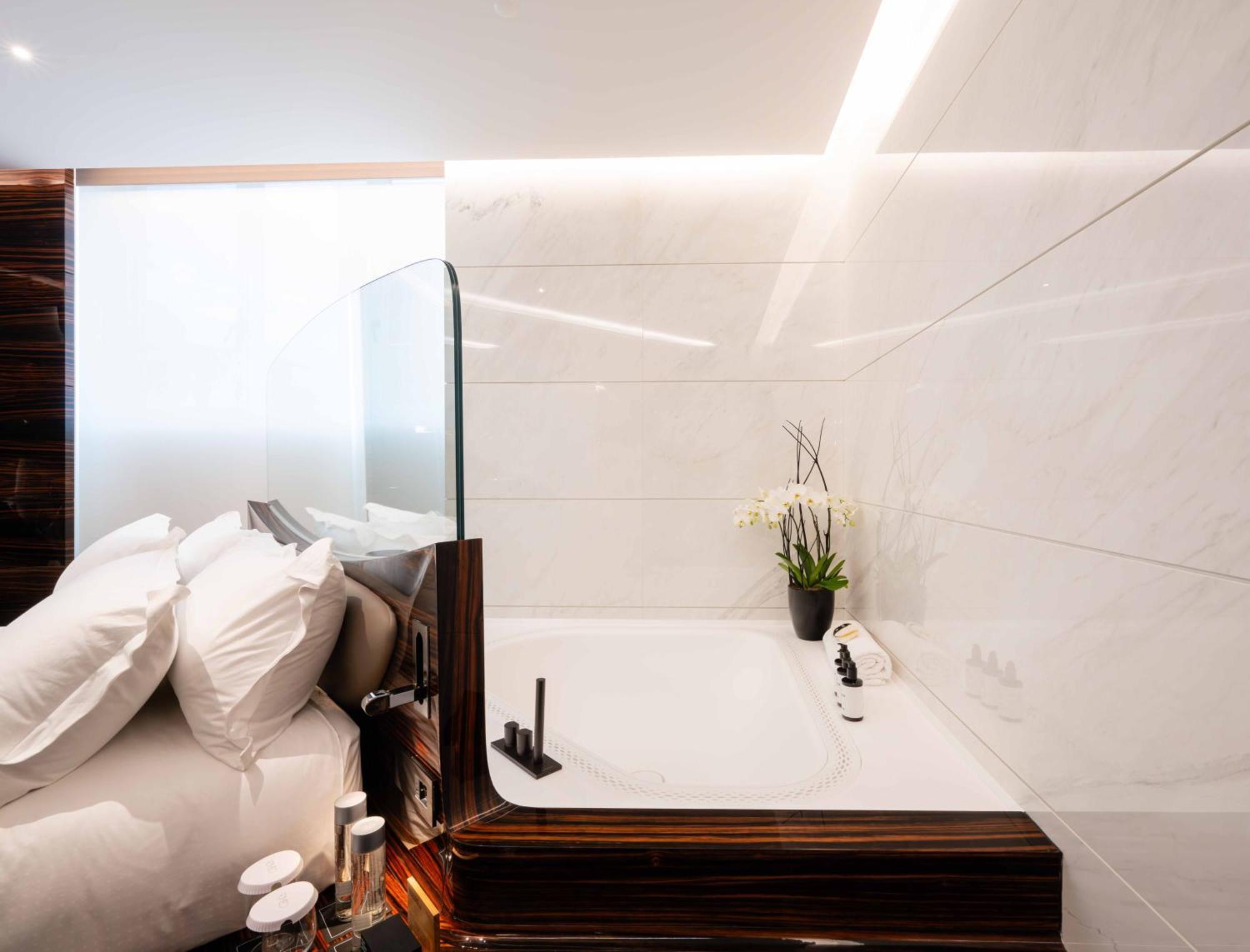 Romeo Hotel 5*