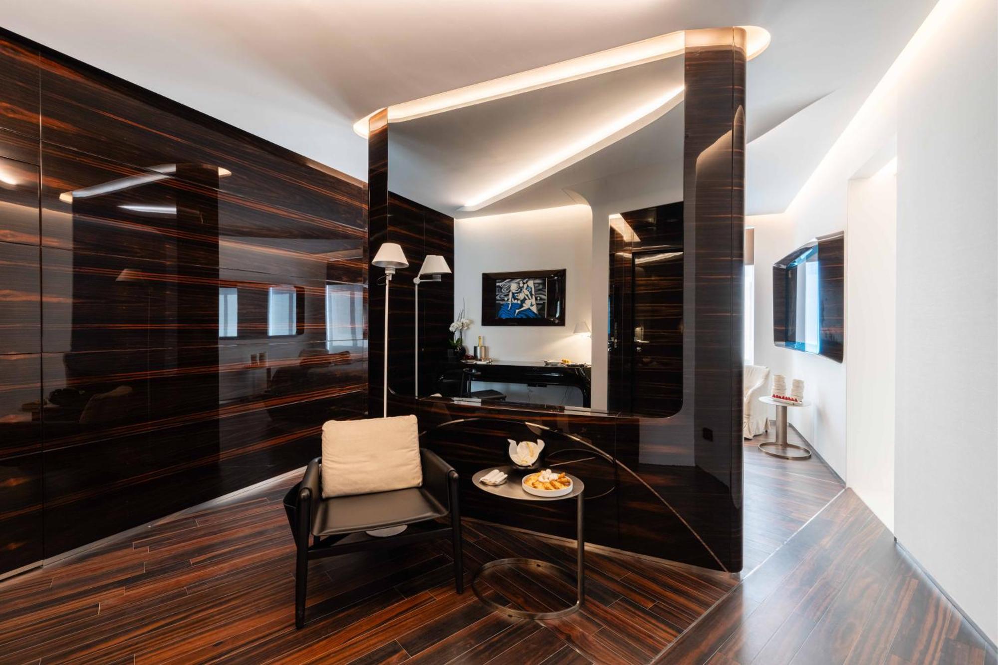 Romeo Hotel