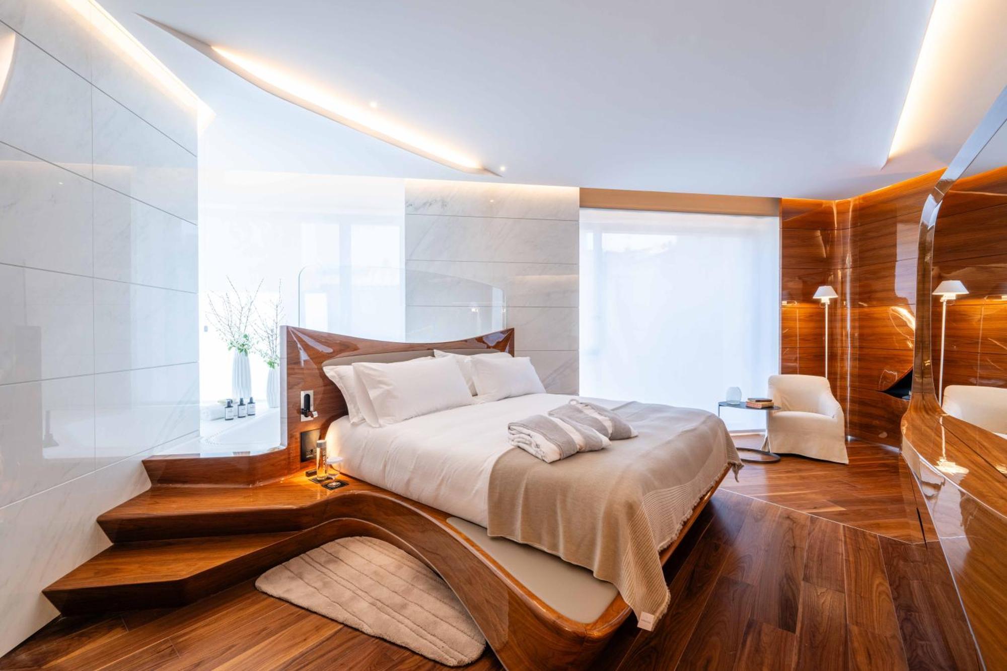 Hotel Romeo