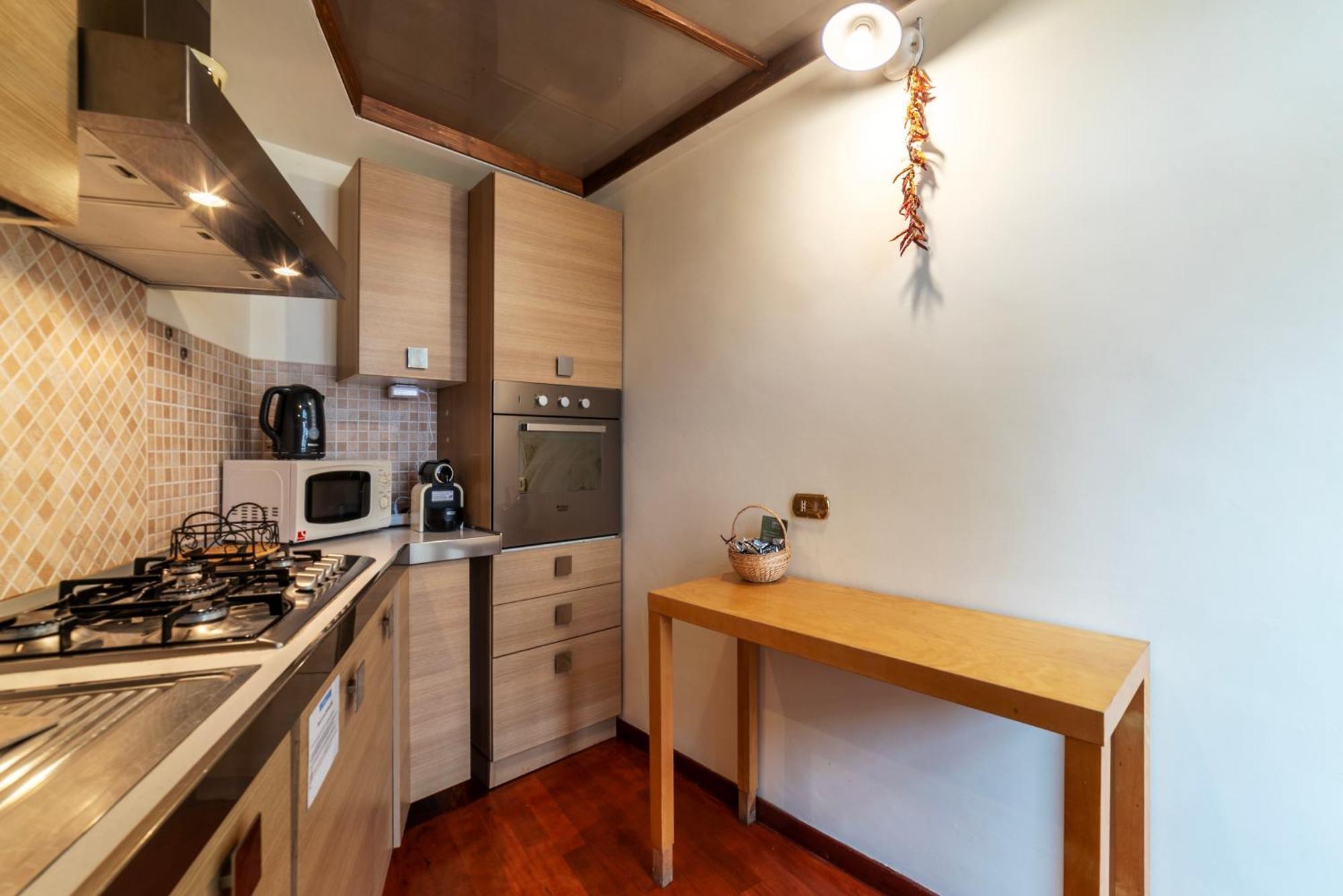 Clock Terrace House Roma