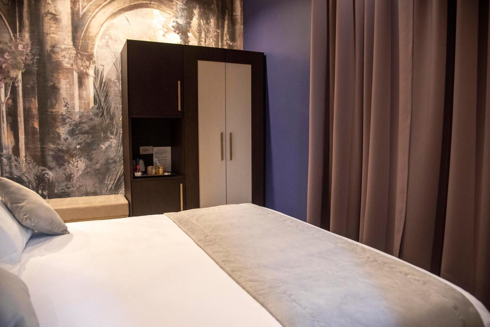 Adelaide Dreams Rome