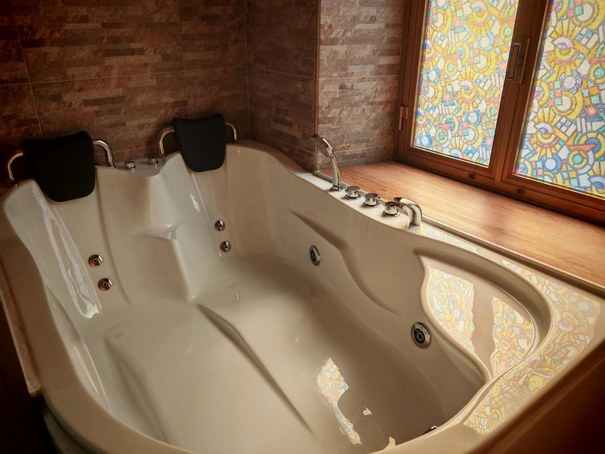Casa Con Idromassaggio Metro C Alessandrino - San Giovanni E Trenino Laziali-termini -betti House Appartement