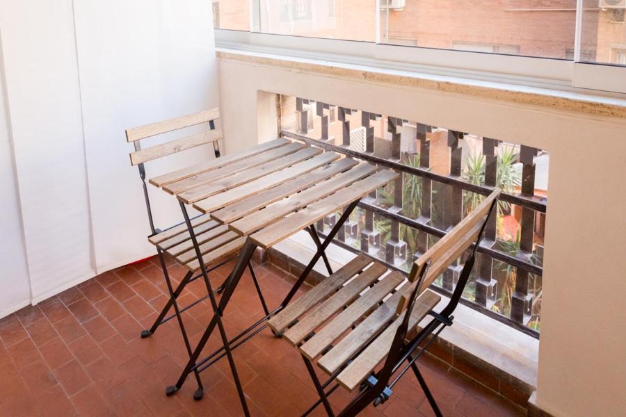 Roomapartment *