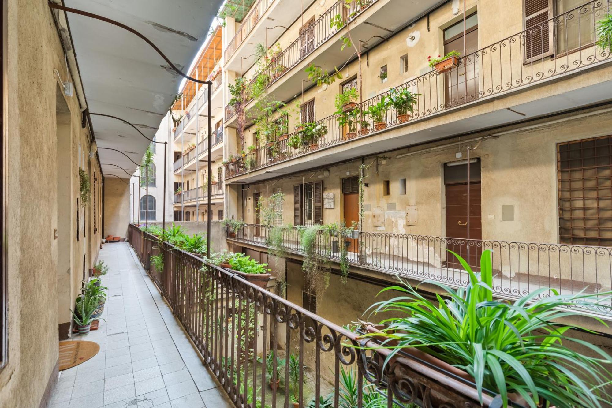 San Lorenzo Moderna * Rome
