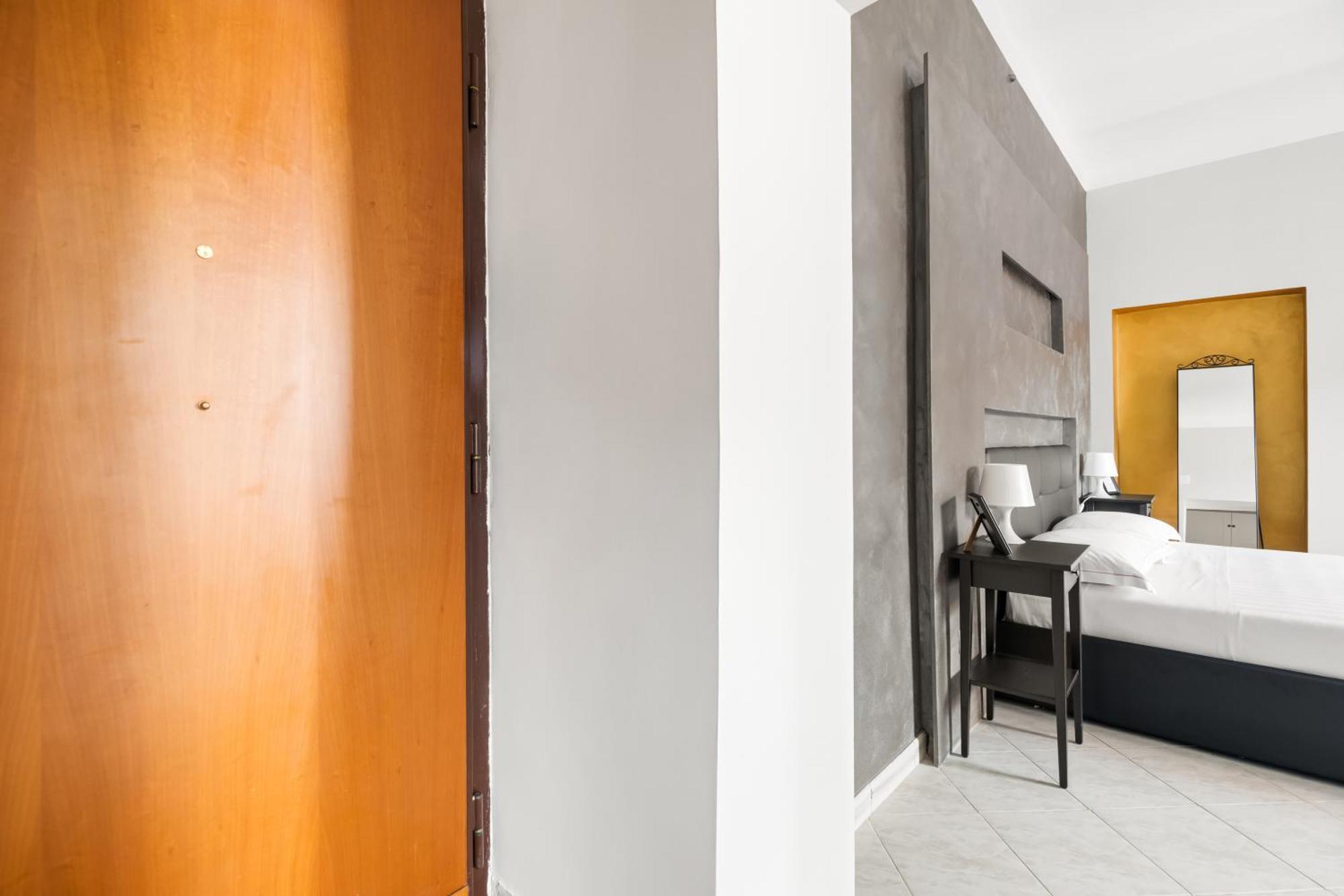 Apartment San Lorenzo Moderna Rome