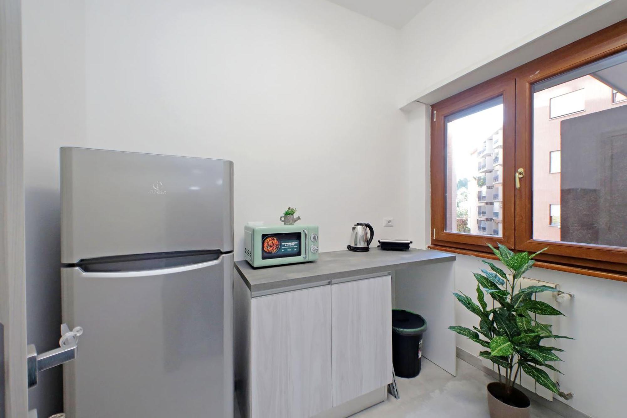 4bnb - Baldo Degli Ubaldi Big * Rome