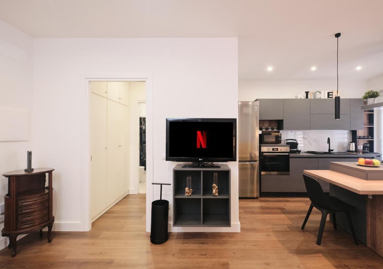 Colosseo A 15 Minuti - Elegante In Centro Appartement *