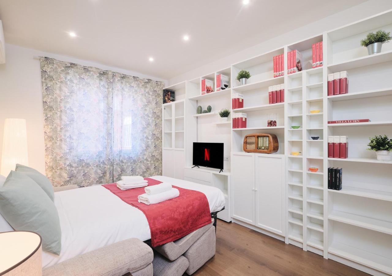 Colosseo A 15 Minuti - Elegante In Centro Appartement *