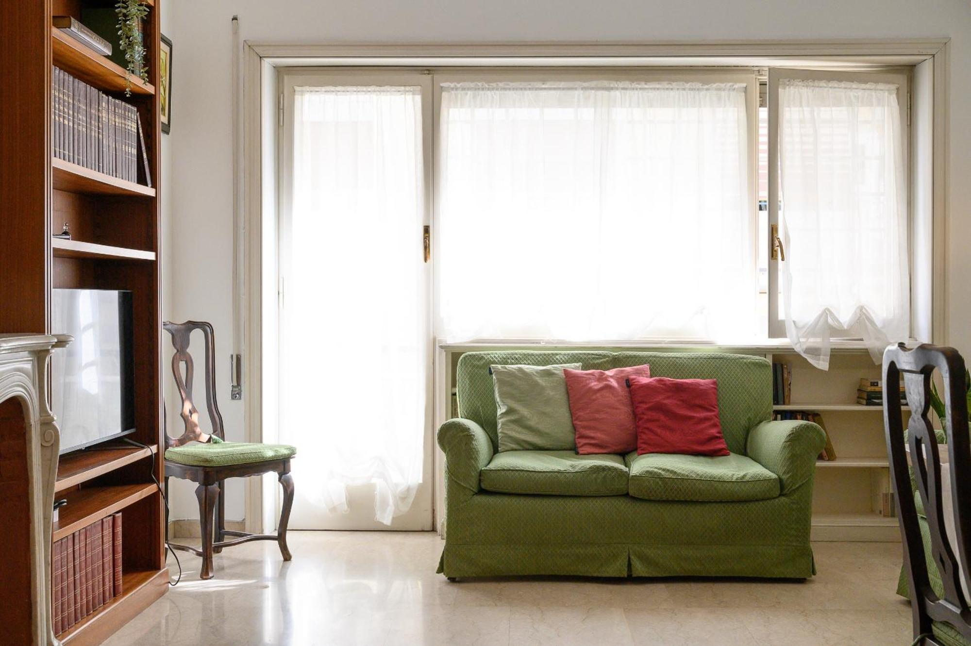 Casa Nella, With 2 Bedrooms, Rome
