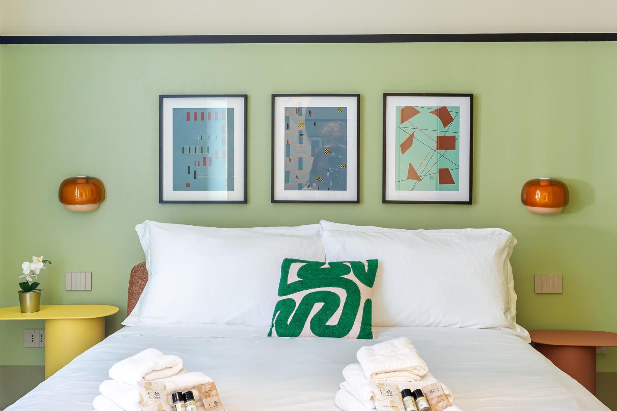 Iflat Colorful New In Esquilino Apartment Rome