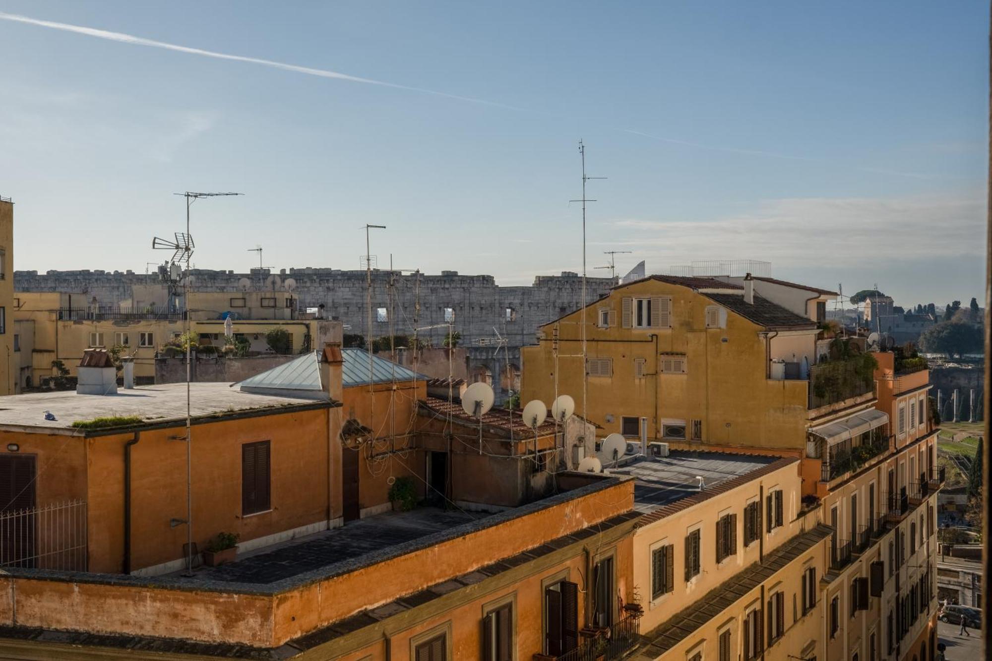 Colosseo Flats And Penthouse Appartement