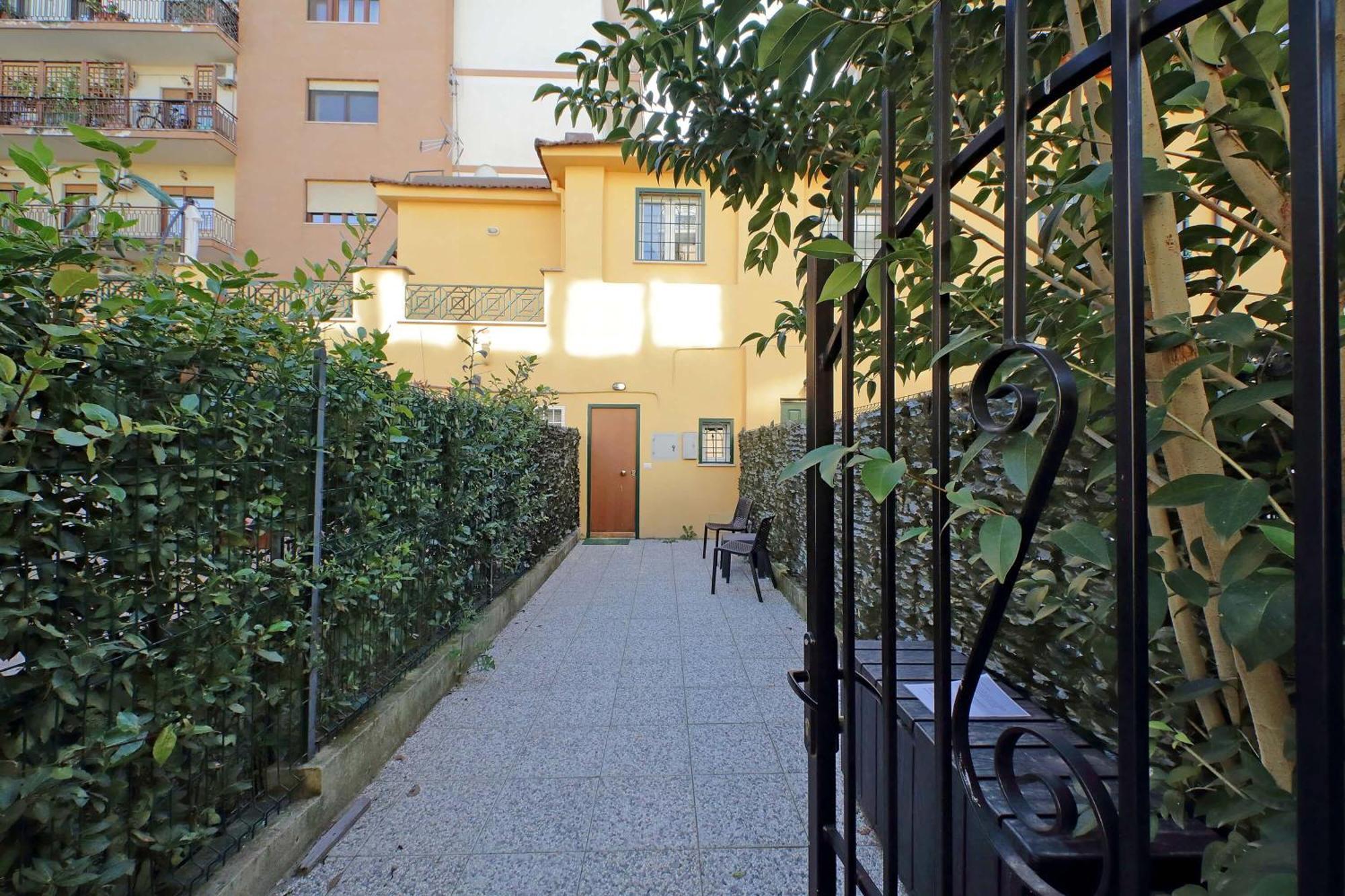 Mantellini Terrace Duplex *