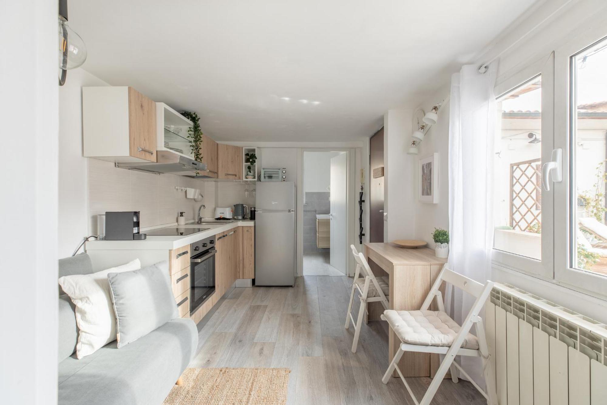 Iflat Opera Penthouse With Terrace #2 * Rome