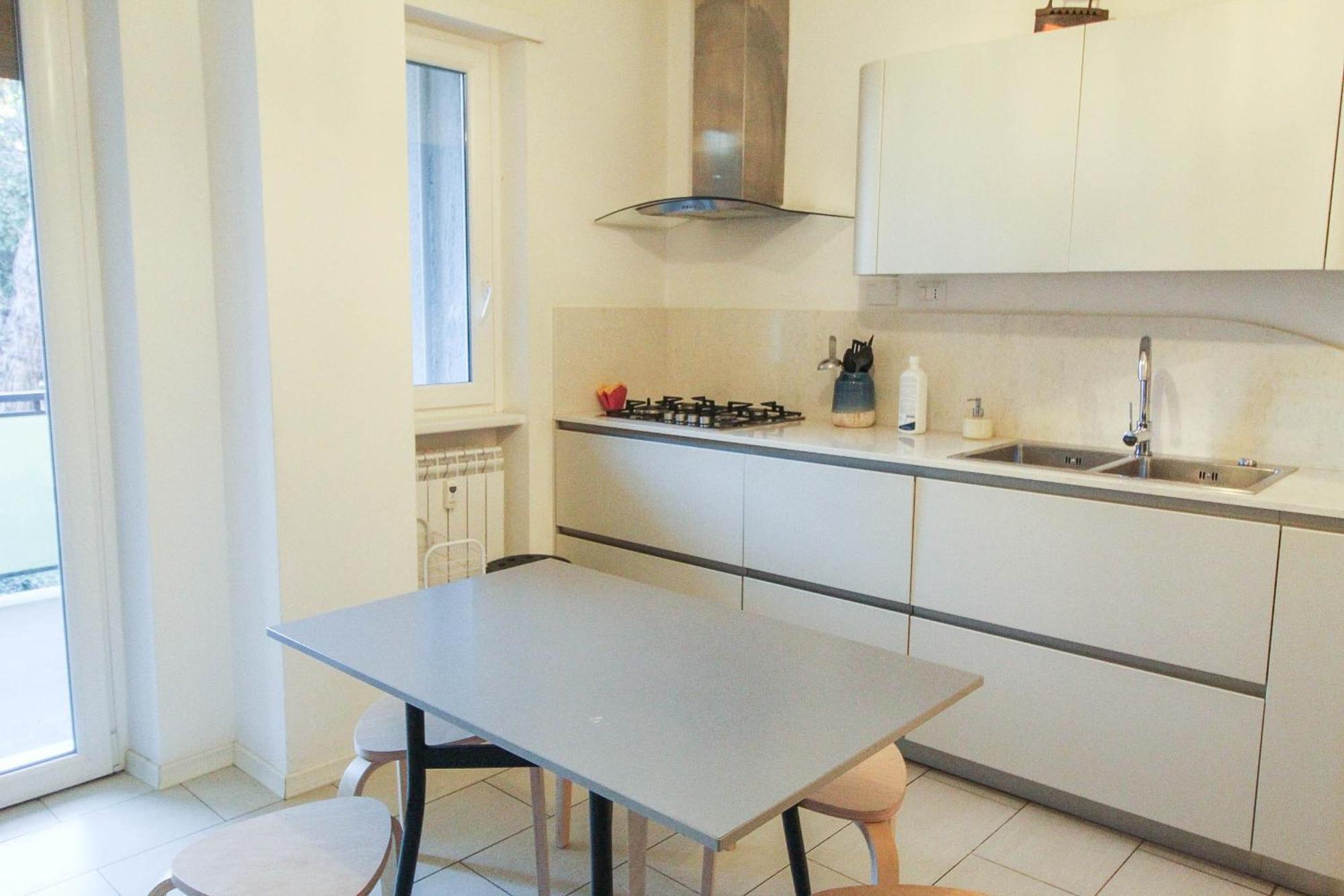 7re Eur Apartment *
