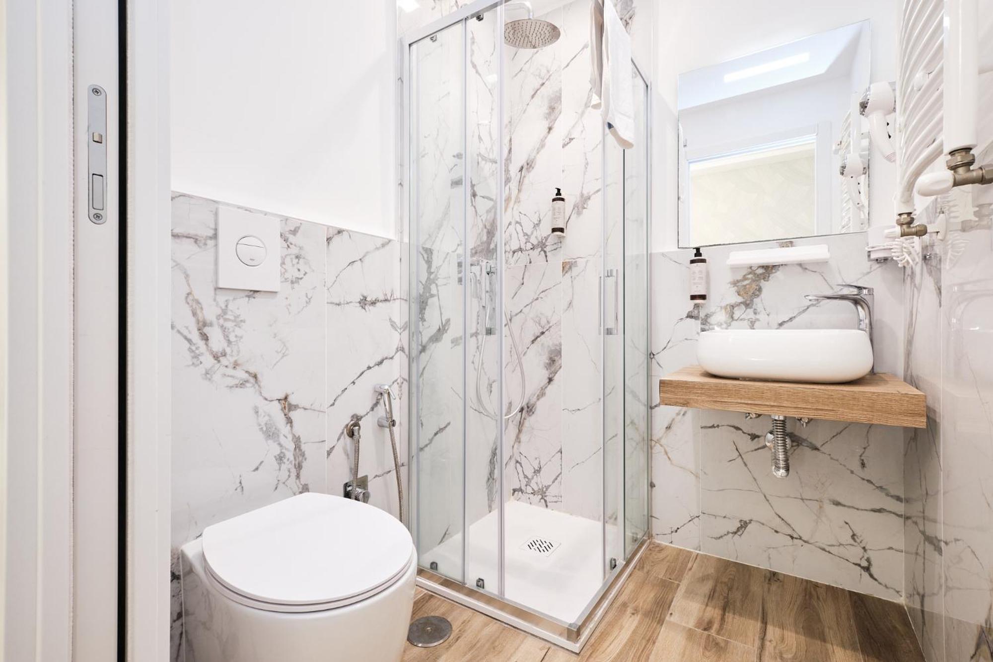5 Minutes From The Vatican - Elegant Flat - Wi-fi Apartment Rome